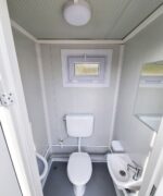 Sanitærbeholder SCD RAL 9002 Gråhvit | H 2335 x B 2400 x D 1200 mm | 2 dører | 2 toaletter - Bilde 3